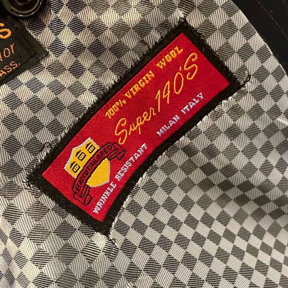 Mantoni virgin wool two button charcoal grey suit size 46R - Picture 5 of 16